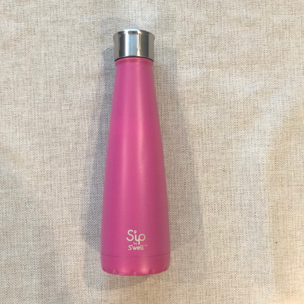 Sip by Swell hot pink 15 oz water bottle